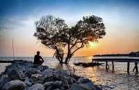 তোমাৰ চোখেৰ শীতলপাটি তোমাৰ চোখেৰ শীতলপাটি