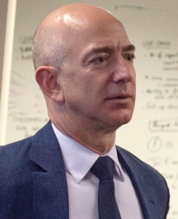 A History of Amazon.com A History of Amazon.com